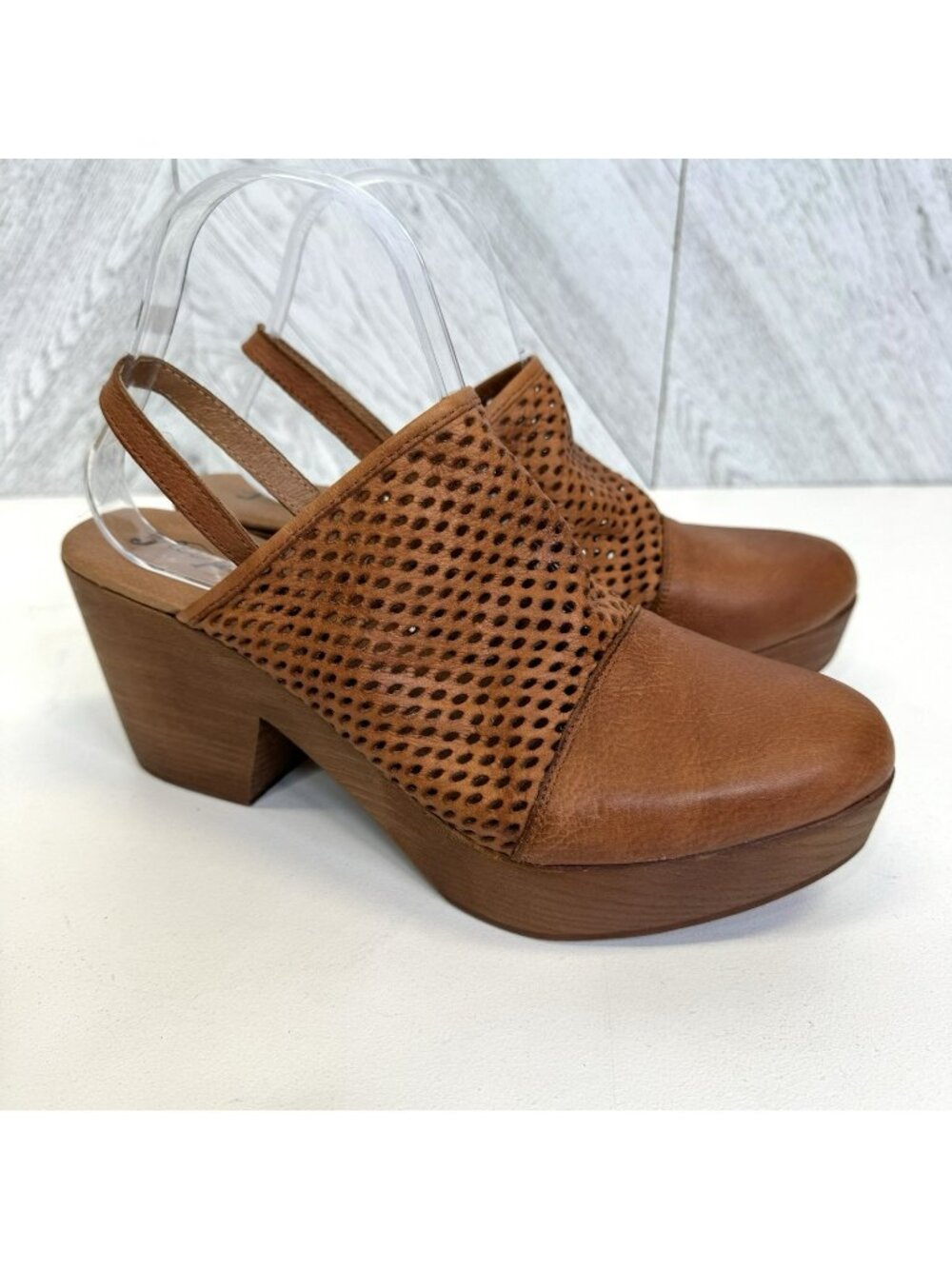 Free People Logan Brown Leather Clogs Shoes Wooden Platform Womens Size 41 US 10